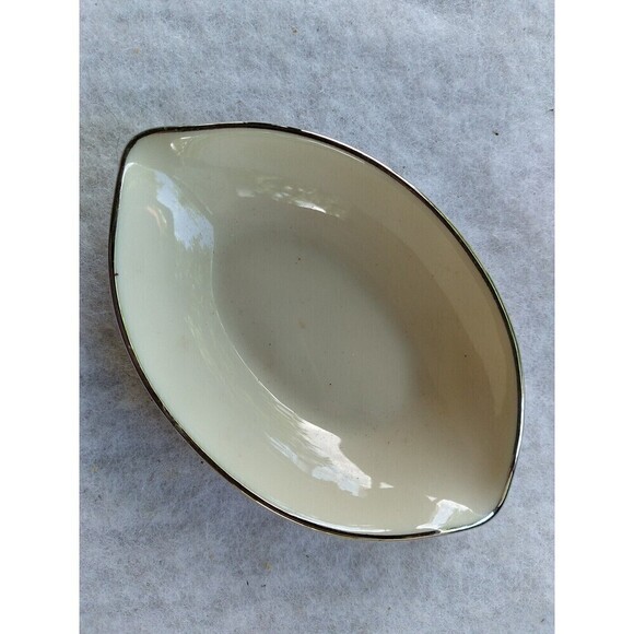 QUALITY+VINTAGE ~~LENOX USA PORCELAIN ASHTRAY WITH GOLD TRIM!!!! - Picture 2 of 5